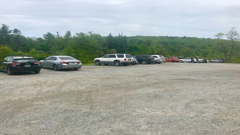 Bears Den Parking Lot