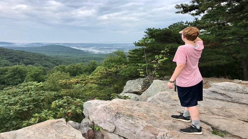 Best Hikes Near Bluemont, Virginia | Raven Rocks Hike