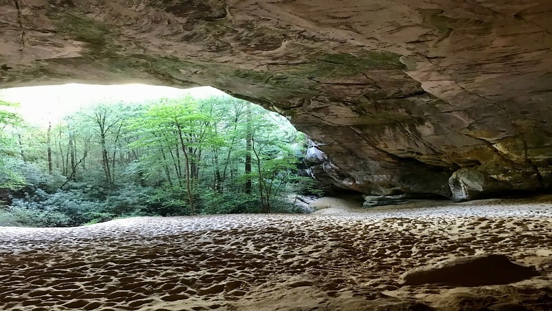 Sand Cave: Hike to a Secret Cave & White Rocks Overlook