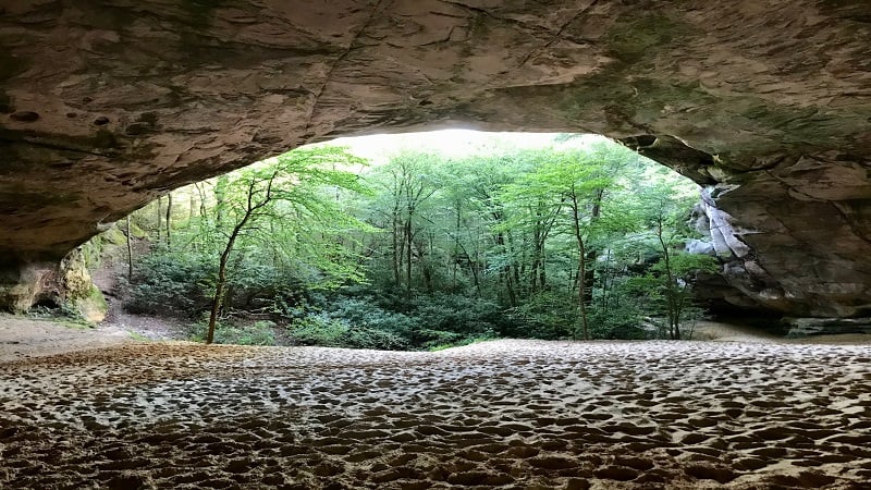 Sand Cave in Ewing, Virginia