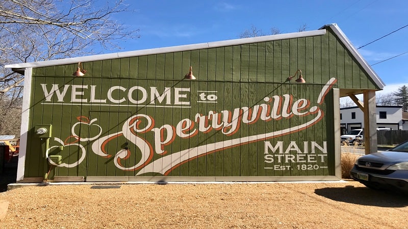 Green Sperryville Mural on Main Street