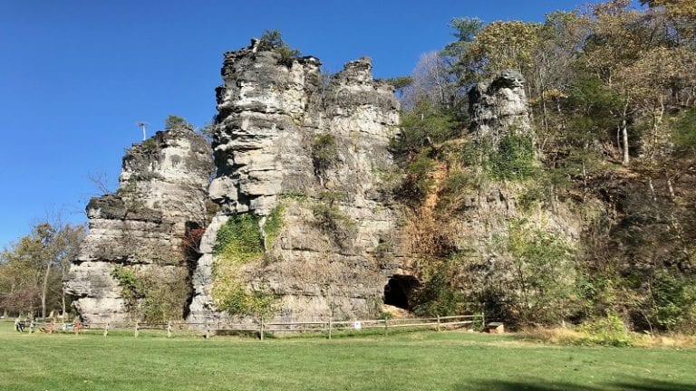 Natural Chimneys Park: A Geological Hike in Mount Solon