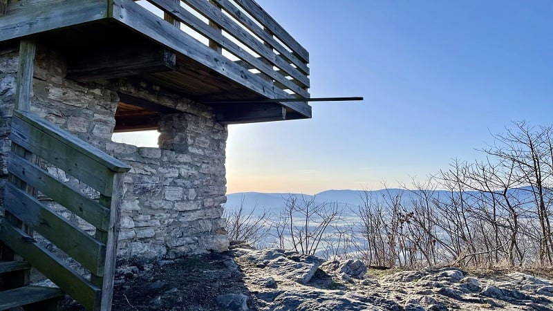 Kennedy Peak - Trail Hike Near Luray, Virginia