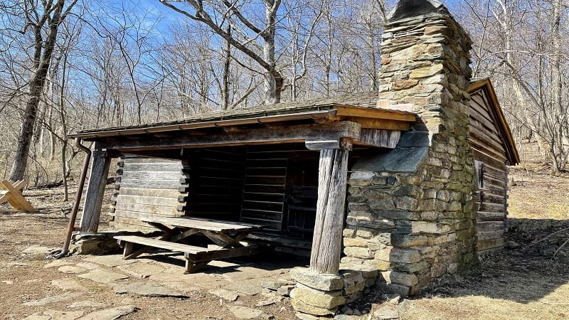 Hike to Upper Pocosin Mission at Shenandoah National Park