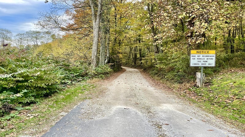 Meadows Lane to Spy Rock Trailhead