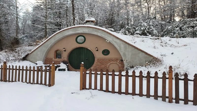 Hobbit Style Cabin Airbnb