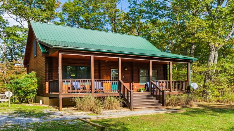 Blue Moon Log Cabin in Luray, Virginia