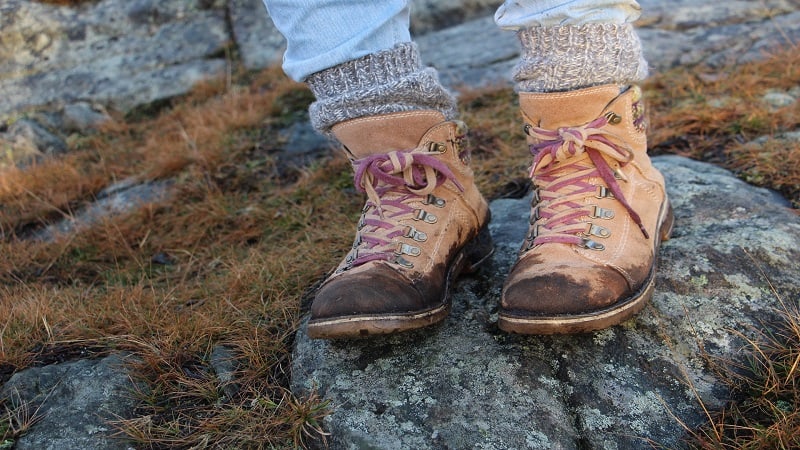 Walking boots hotsell with ankle support