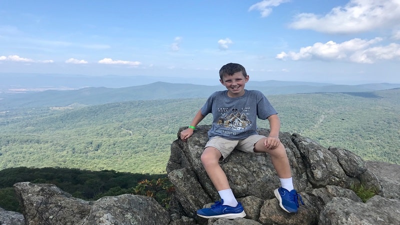 Hiking with Kids-Summit Pose