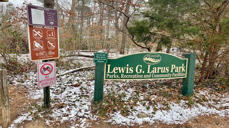 Larus Park Sign at Entrance