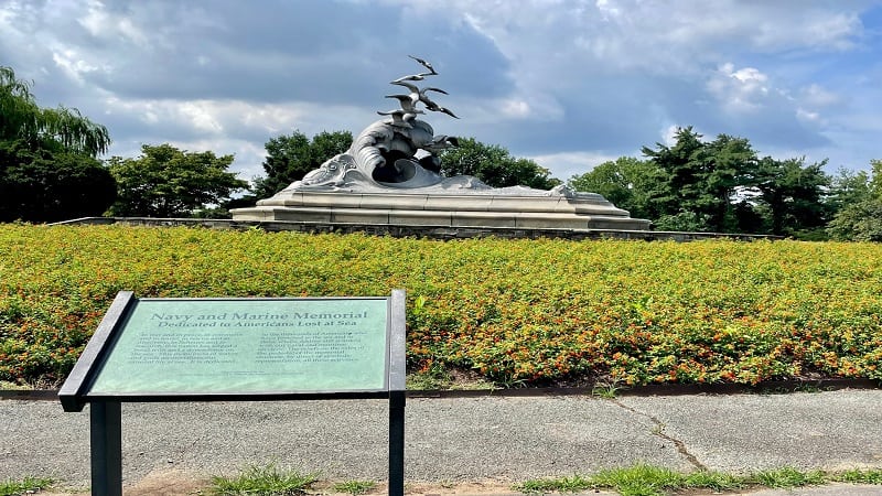 Navy Memorial at Lady Bird Johnson Park