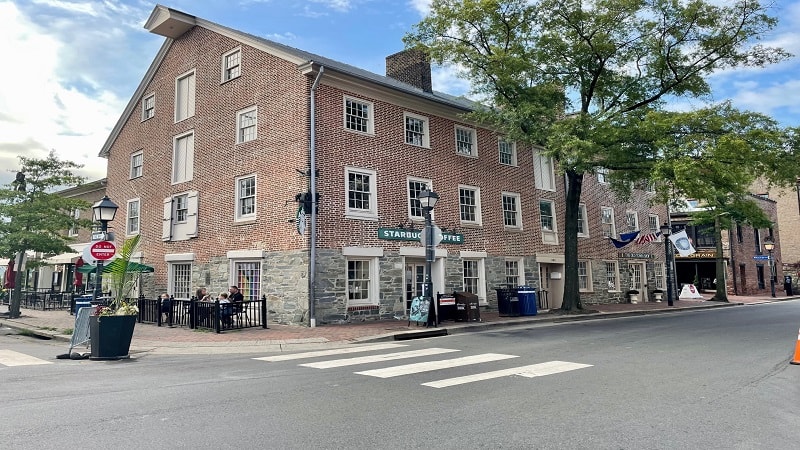 Starbucks in Old Town Alexandria