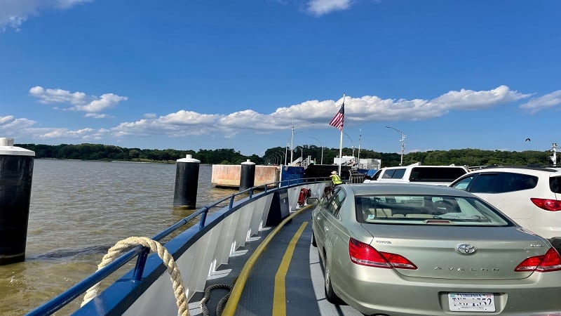 Jamestown-Scotland Ferry