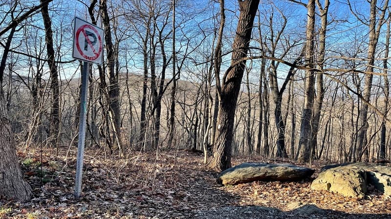 Trailhead for Rod Hollow Shelter Hike