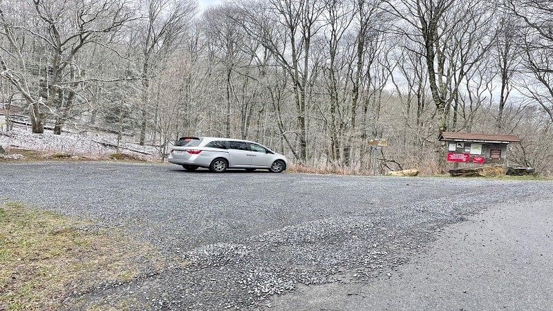 Brumley Mountain Trail Parking Lot