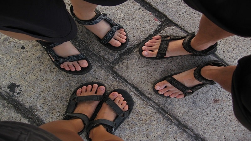 Best teva sandals hot sale for hiking and water