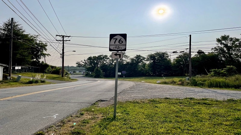 USBR 76 Sign