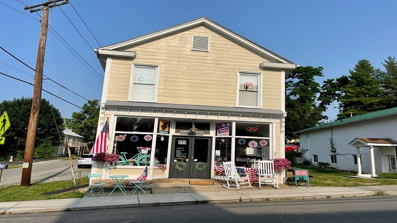 Cottage Farms General Store in Christiansburg