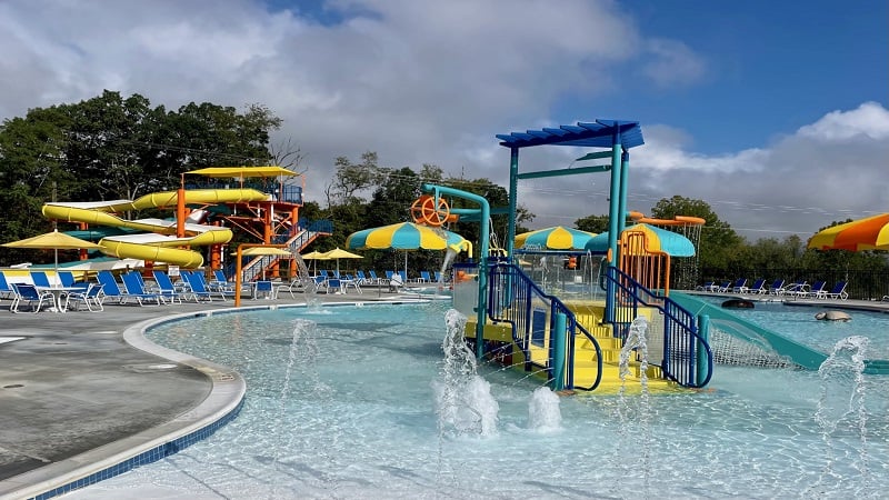 Pool at Luray RV Resort